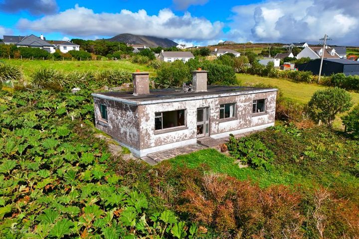 Pollagh, Keel, Achill, Co. Mayo, F28DV25