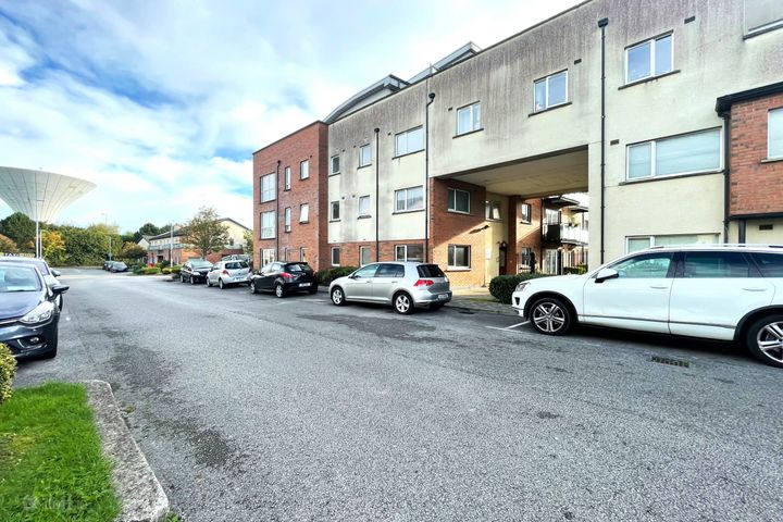 Mayeston Square, Finglas, Dublin 11