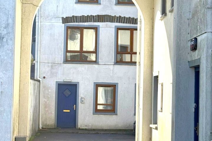 3 Burlington Court,, Macswiney Quay,, Bandon,, Co. Cork, P72Y596