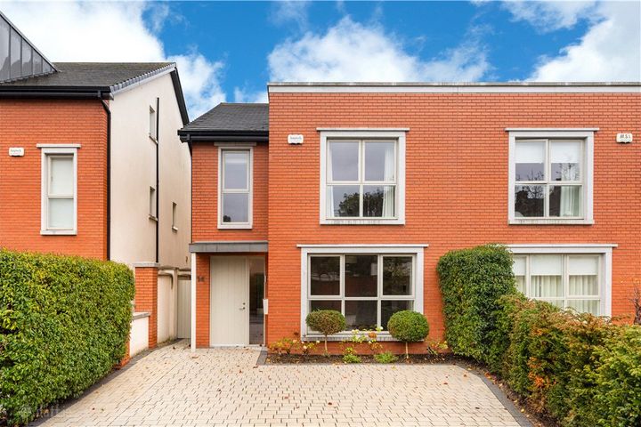 14 Proby Place, Proby Square, Blackrock, Dublin
