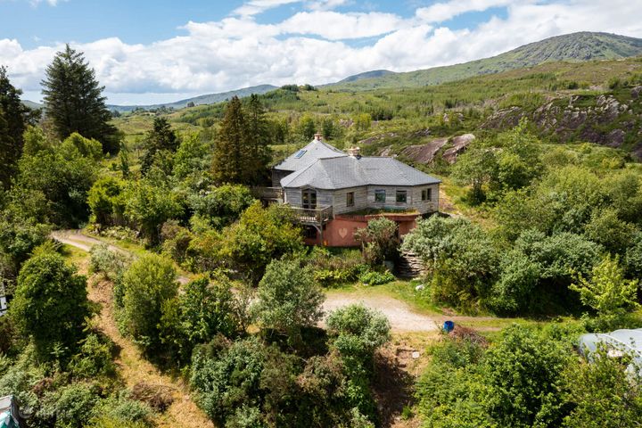 Honeycomb and Honeypot Annex, Derryduff More, Coomhola, Bantry, Co. Cork, P75WD52