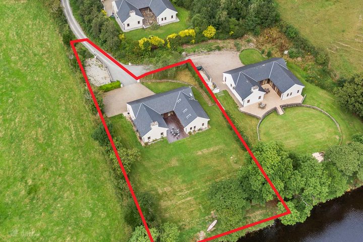 1 Cahir Lodges, Cahir West, Kenmare, Co Kerry, V93W088