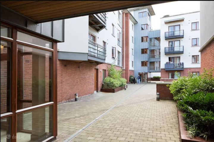 Kingscourt, Smithfield, Dublin 7