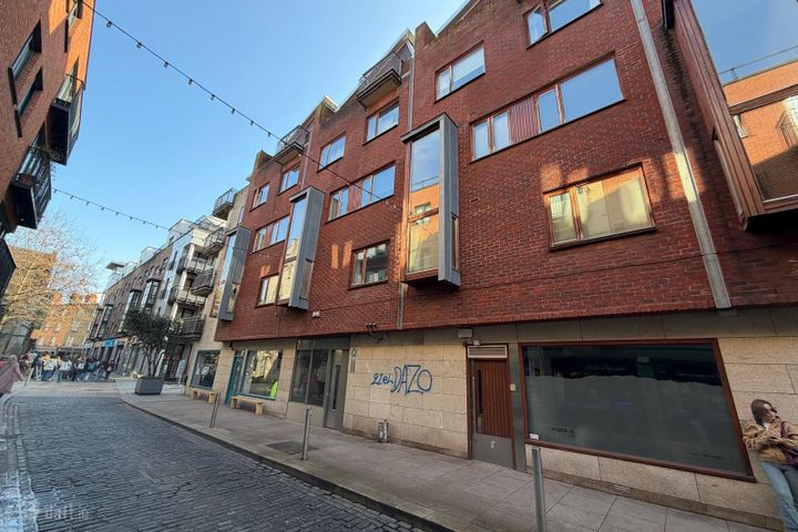 Apartment 11, Scarlet Row, Temple Bar, Dublin 8
