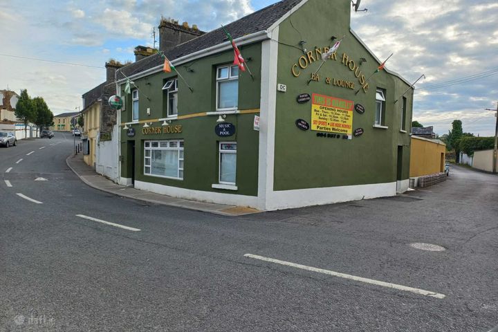 CORNER HOUSE, Kilkelly, Co. Mayo, F35DD89