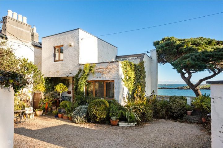 Lisnacarrig, 34a Coliemore Rd, Dalkey, Dublin