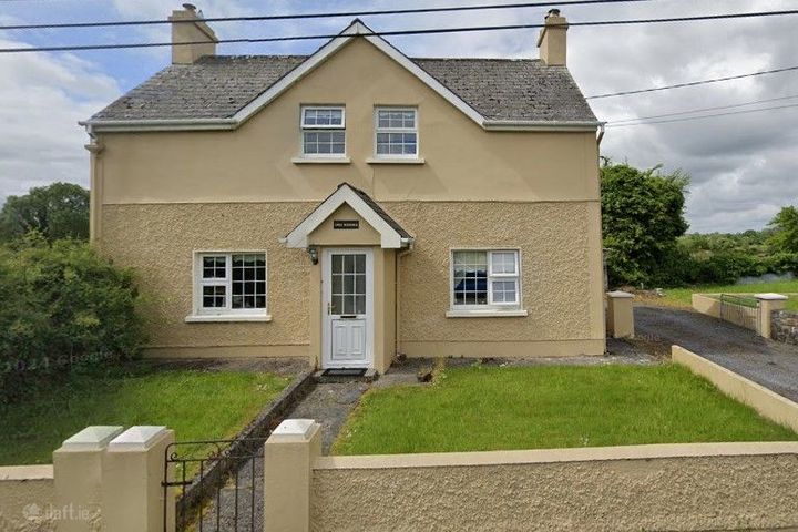 Cross Residence, Creggan, Ballaghaderreen, Co. Roscommon, F45N793