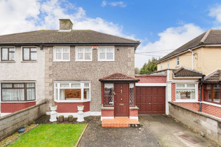 5 Shanowen Park, Santry, Dublin 9, D09HD92