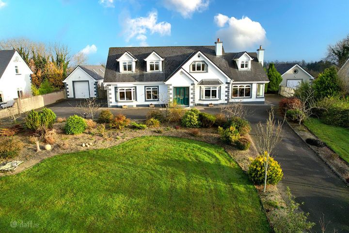 6 Corheens, Breaghwy, Castlebar, Co. Mayo, F23P082