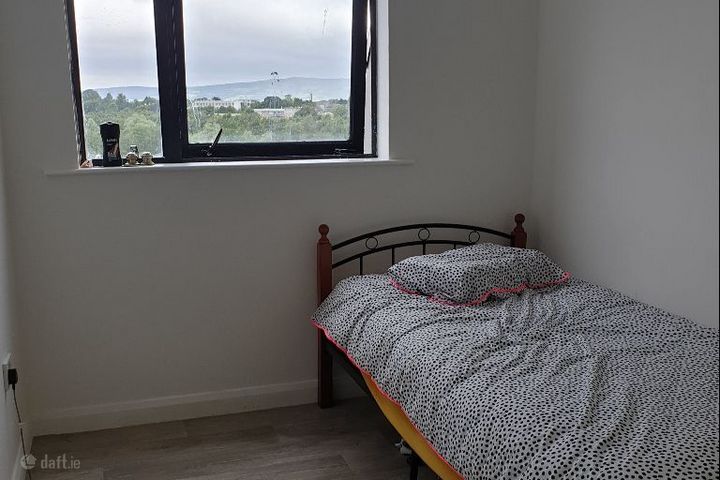 Perry Square, Limerick City Centre