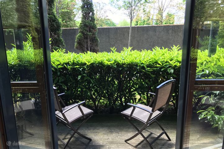 Rosmor, Scholarstown Road, Knocklyon, Dublin 16