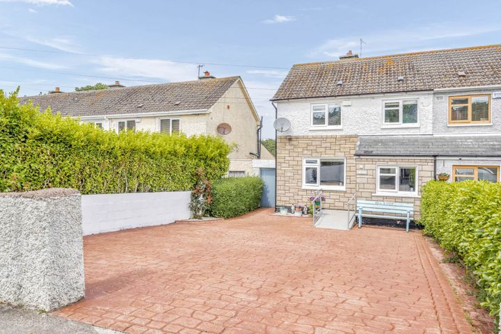 74 Grace O`Malley Drive, Howth, Co. Dublin, D13XT54