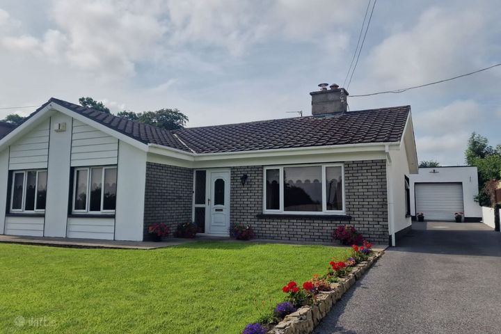 Tarmun Road, Castlerea, Castlerea, Co. Roscommon, F45TW22