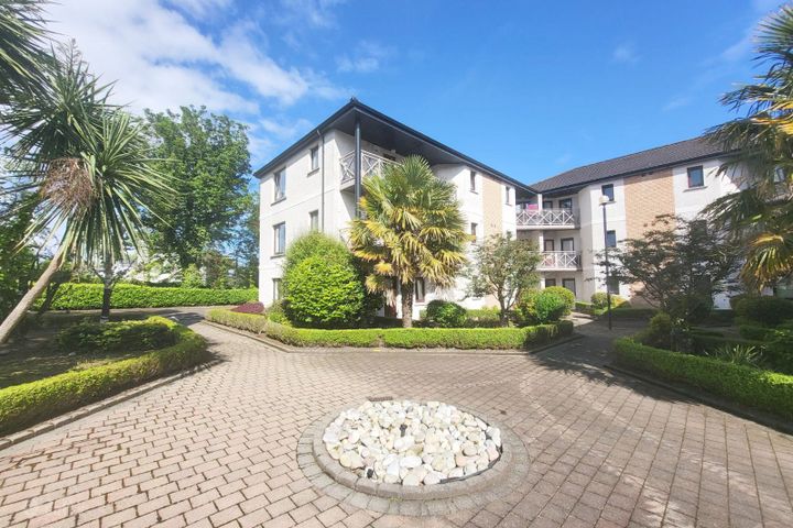 Apartment 2, Ronayn'S Court, Rochestown, Co. Cork, T12PW62