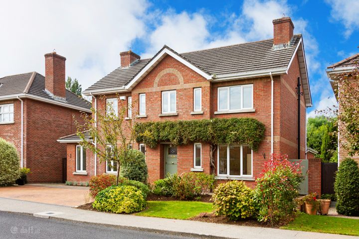 24 Clonfadda Wood, Mount Merrion Avenue, Blackrock, Dublin