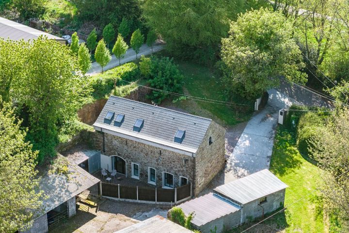 Barn Lodge, Knocknalurgan, Carrigaline, Co. Cork, P43RX27