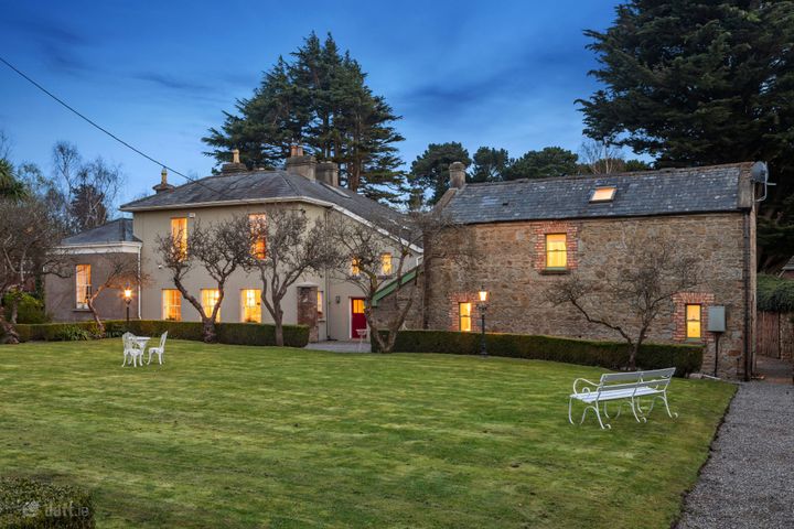 Mountsandel, Brighton Road, Foxrock, Dublin 18, D18R9F3