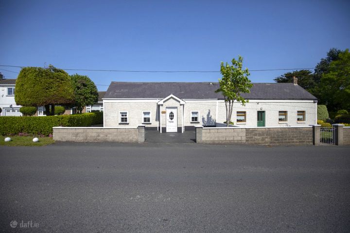 Árus, Sea Road, Malahide, Co. Dublin