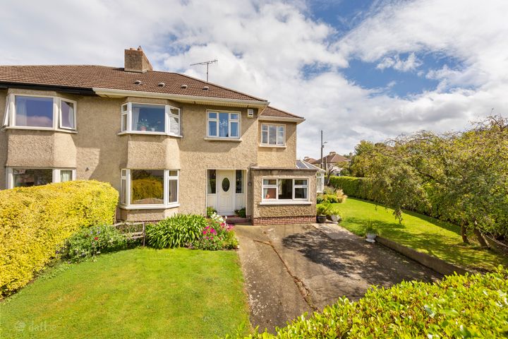 31 Ashton Park, Monkstown, Blackrock, Dublin