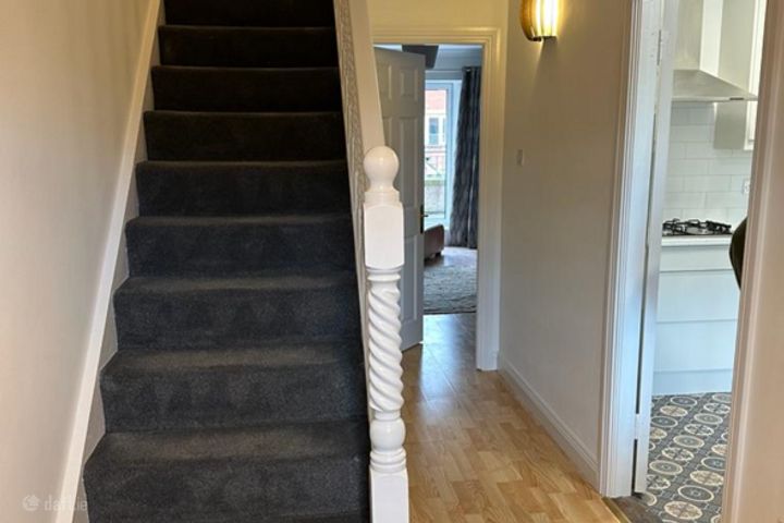 83 The Paddocks, Hybreasal, Kilmainham, Dublin 8