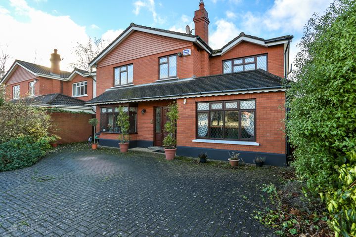 8a Foxrock Manor, Leopardstown Rd, Foxrock, Dublin