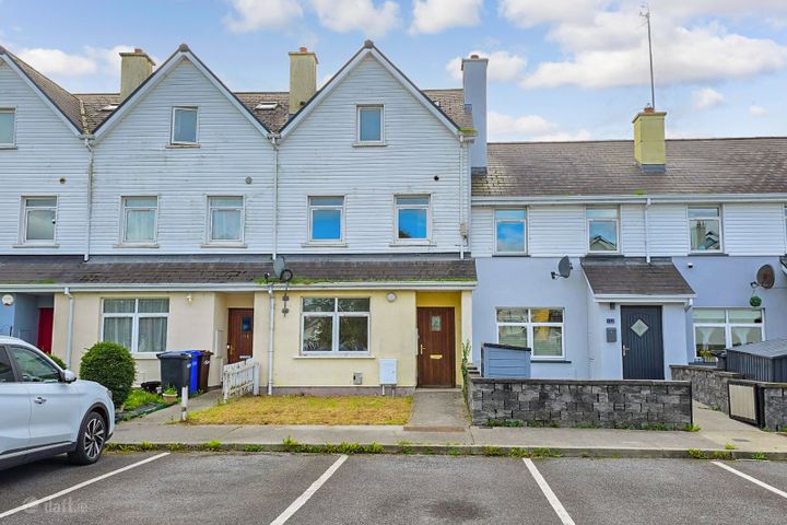 111 River Village, Monksland, Athlone, Co. Roscommon, N37Y6X0