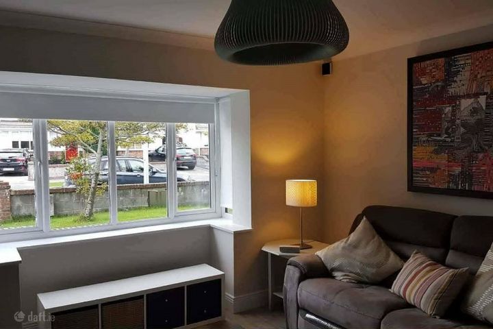 Kilgobbin Road, Dublin 18