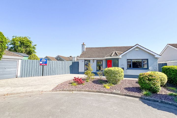 Bergfield, 9 Lacken Drive, Kilkenny, R95D65E