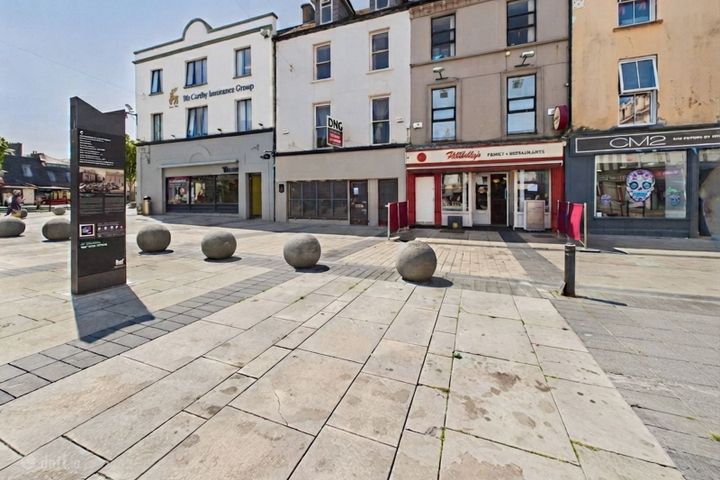 Hogans 13 The Square, Tralee, Tralee, Co. Kerry, V92D767