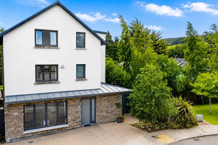 11 Struan Glen, Kilternan, Dublin 18, D18DH66