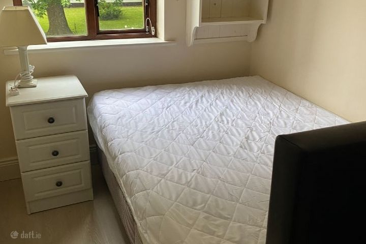 4 Temple Square, Temple Road, Dartry, Dublin 6