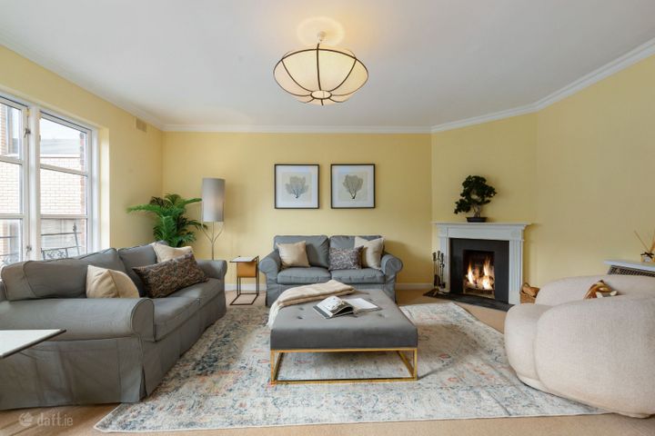 1 Wentworth, Eblana Villas, Merrion Square, Dublin 2, D02N290
