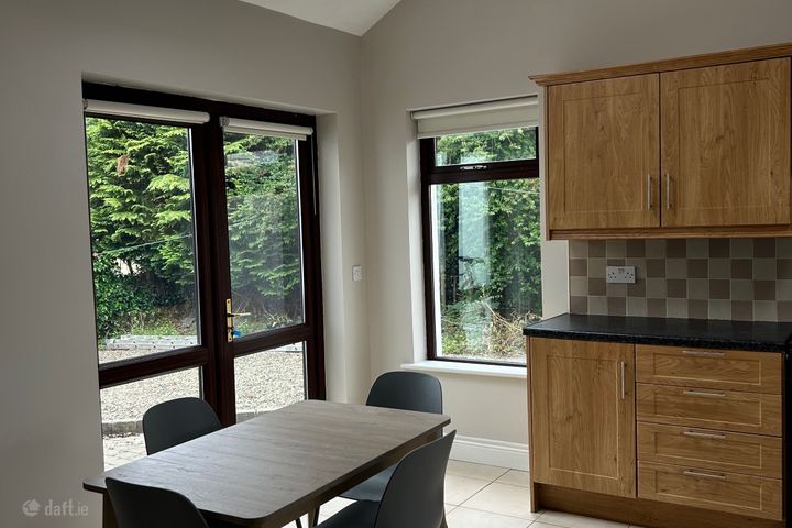 31 Greenfields Road, Newcastle, Galway, Newcastle, Co. Galway