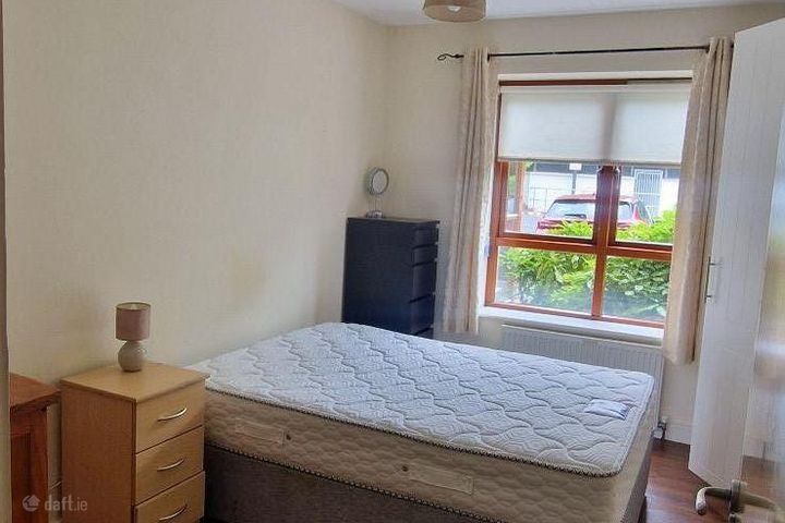 Temple Court, Northwood, Santry , Dublin 9