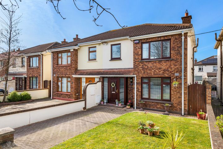 14 Maple Close, Castleknock, Dublin 15., D15P2KH