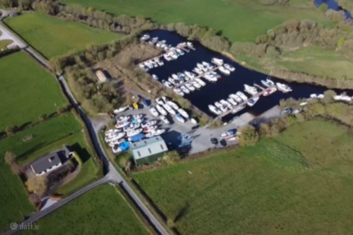 Shannonside Marina, Corclough, Lusmagh, Banagher, Gortarevan, Co. Offaly, R42XH31