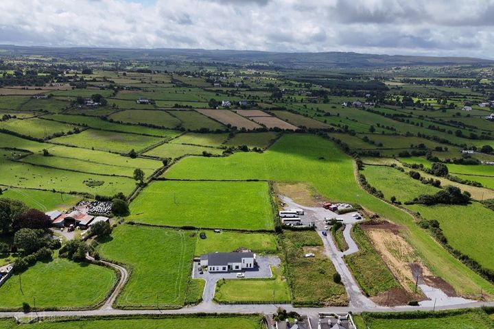 Cloonoo East, Loughrea, Ardnadoman, Co. Galway, H62DA02 - Photo 2