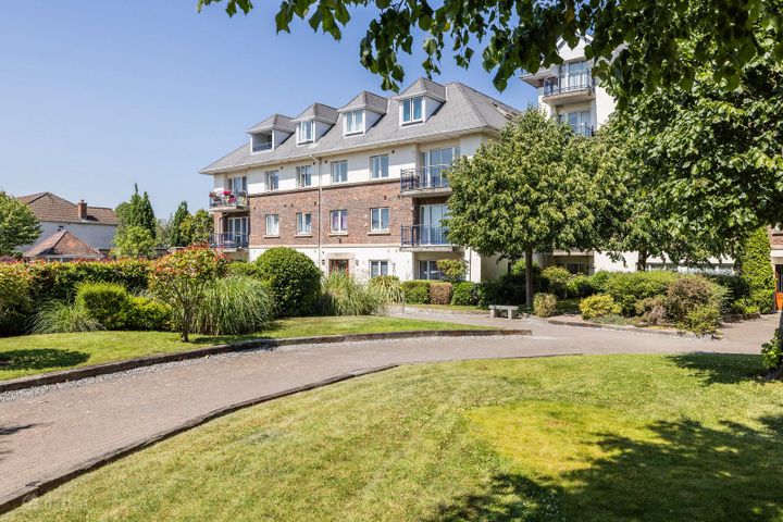 Apartment 239, Hampton Square, Navan Road (D7), Dublin 7, D07N9YR