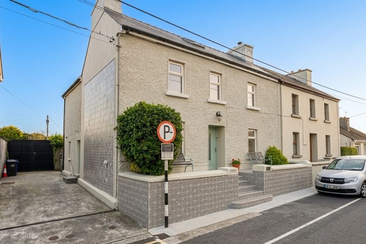 Saint Martin, Jubilee Street, Ballinasloe, Co. Galway, H53HY44