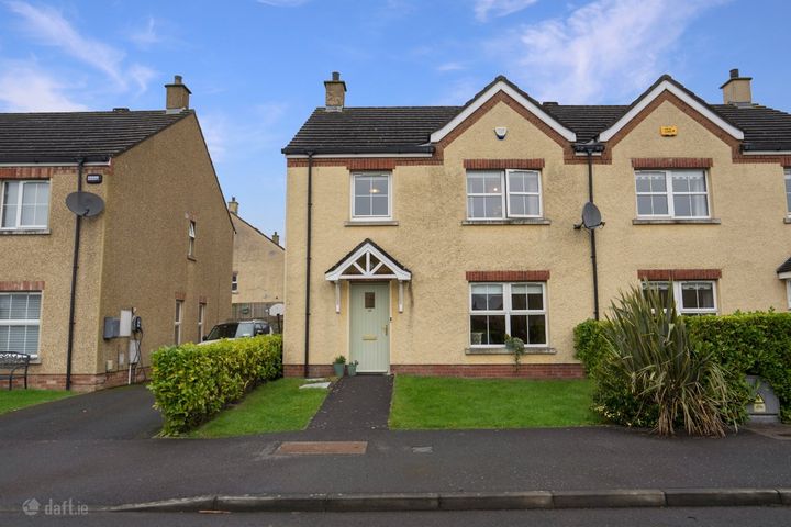 19 Lismore, Earlsfort, Blackrock, Louth