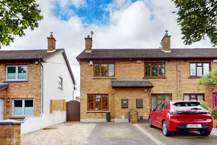 146 Park Drive Avenue, Castleknock, Dublin 15, D15P657