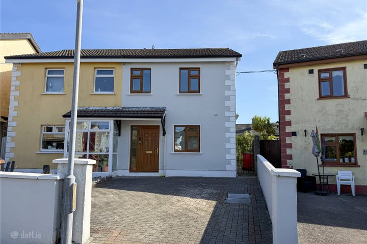 65 Claremont Park, Rahoon, Galway, H91C3YT