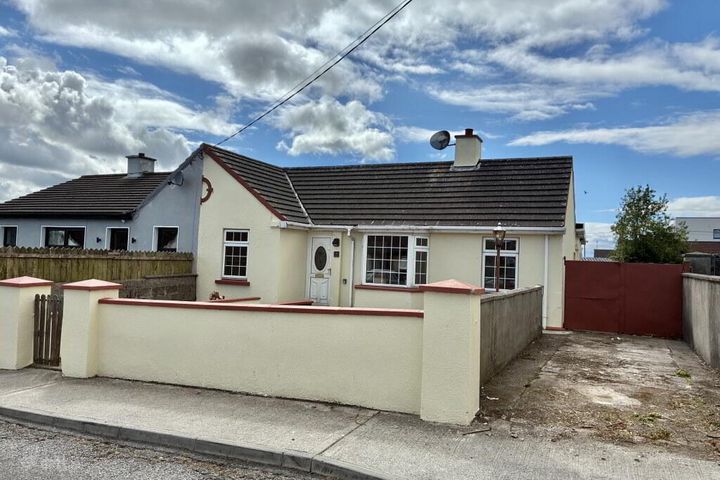 66 Congress Villas, Dungarvan, Co. Waterford, X35XT67