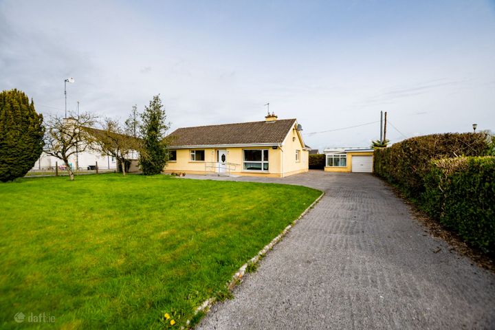 Castlelost, Rochfortbridge, Rochfortbridge, Co. Westmeath, N91X9W2