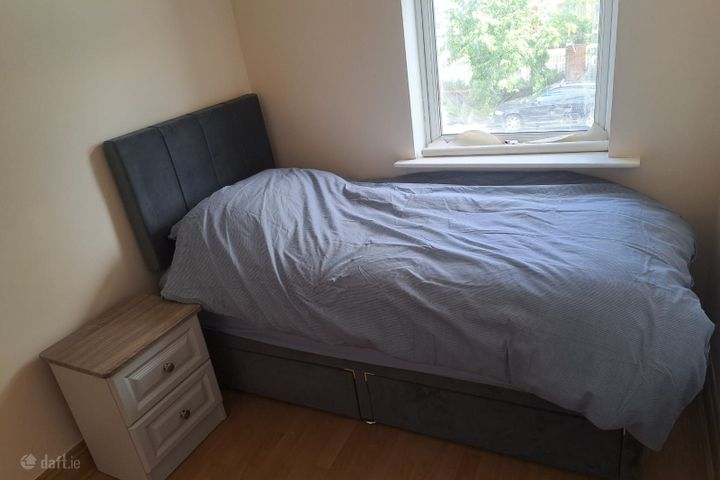 21 Lanesborough Grove, Finglas, Co. Dublin