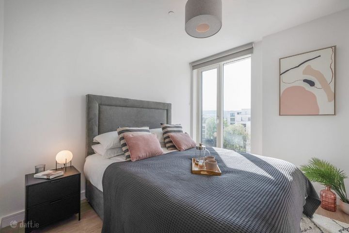 Upper Kilmacud Road , Dundrum, Dublin 14, Dundrum, Dublin 14