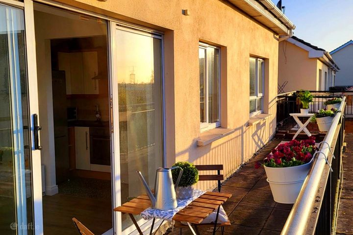 Apt 43 Thornfield Square, Watery Lane, Clondalkin, Dublin 22, Co. Dublin, Clondalkin, Dublin 22, D22H528