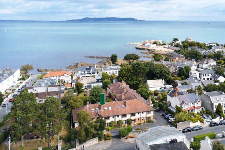 2 Ballygihen, Sandycove Road, Sandycove, Co. Dublin, A96WR82