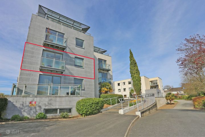 Apartment 18, Lansdowne Hall, O'Callaghan Strand, North Circular Road, Co. Limerick, V94FW60