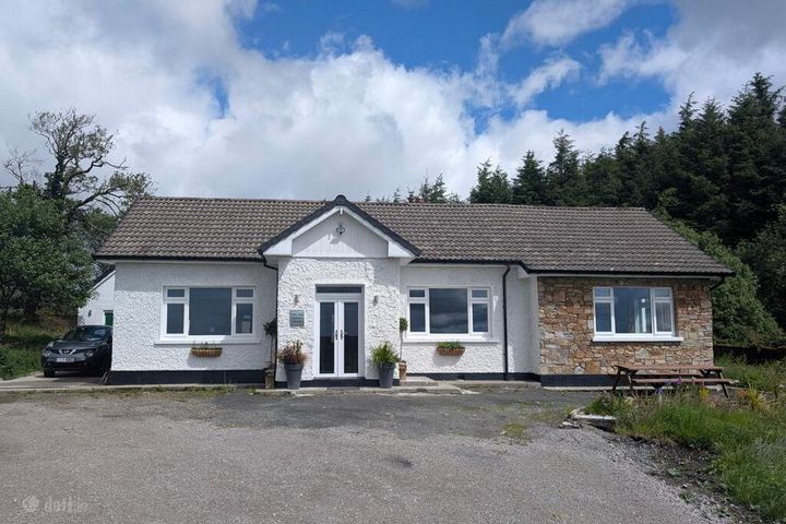 The Old School House, Altachullion Lower, Swanlinbar, Co. Cavan, H14NN59